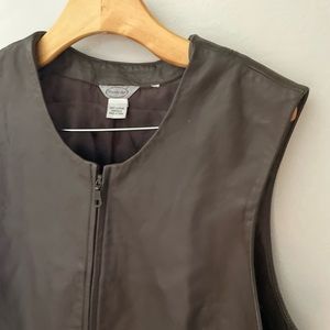 Vintage Stonebridge brown leather vest